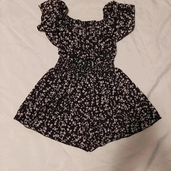 SHEIN Pants - Black and white romper